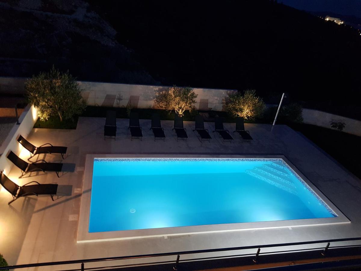 Visum Villa *
